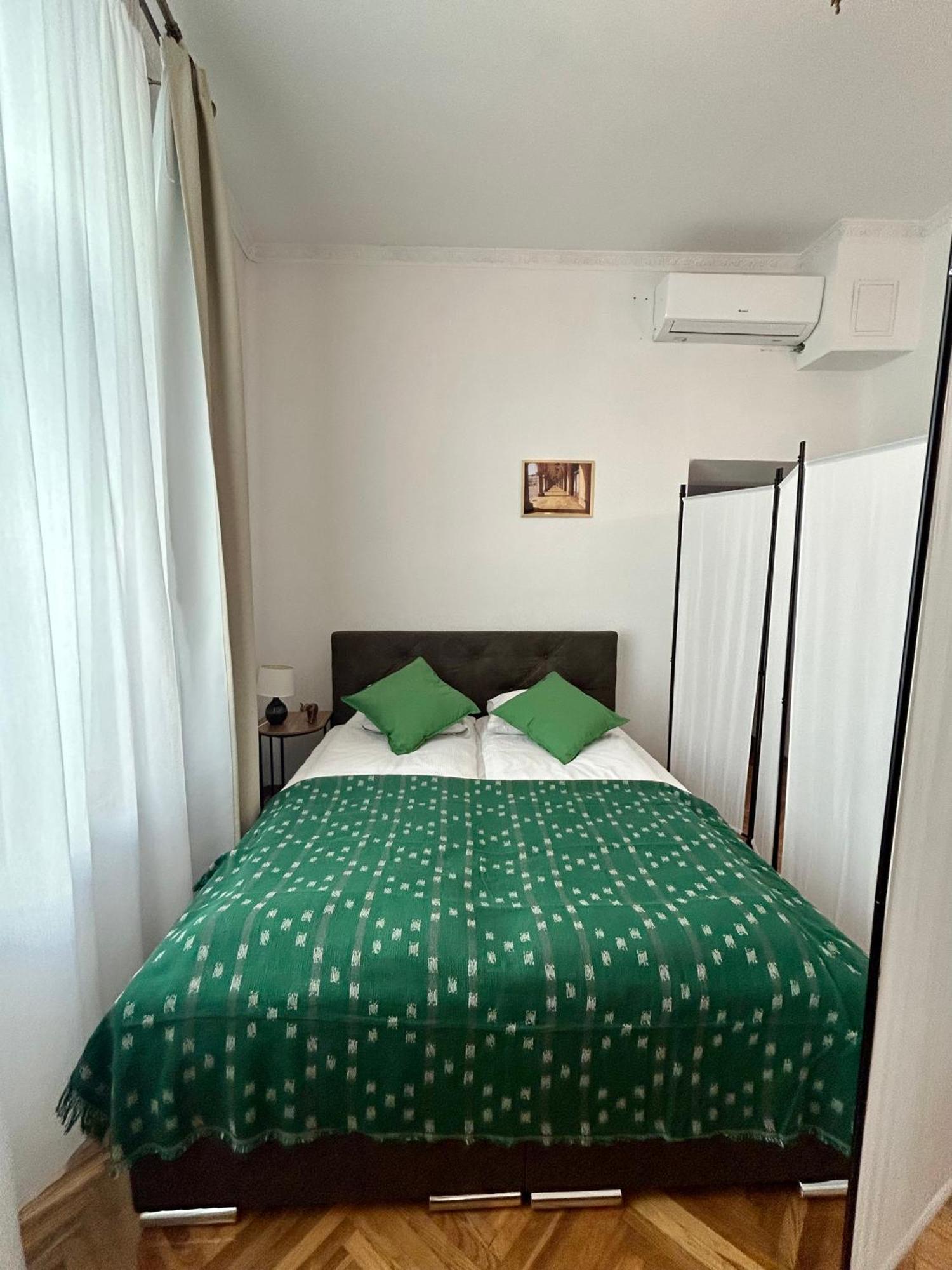 Apartament Vintage Senacka 3